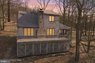 194 Stafford, Bushkill, PA 18324 - Photo 3