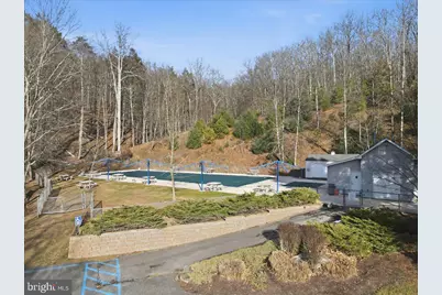 194 Stafford, Bushkill, PA 18324 - Photo 63