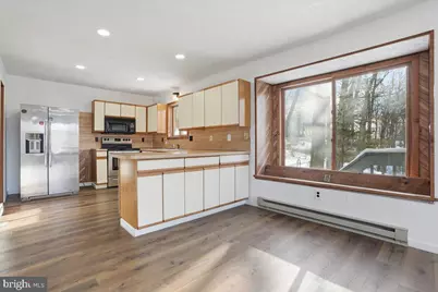 194 Stafford, Bushkill, PA 18324 - Photo 23