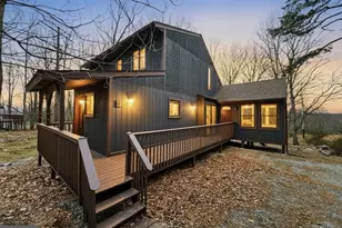 103 Ashley Ct, Bushkill, PA 18324 - Photo 1