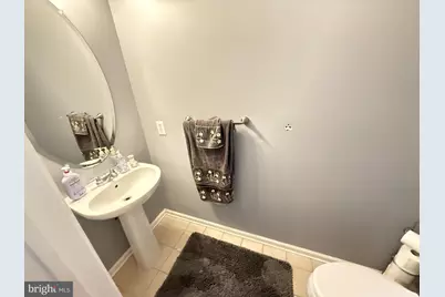 145 Kensington Dr, Bushkill, PA 18324 - Photo 13