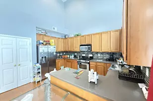 145 Kensington Dr, Bushkill, PA 18324 - Photo 5