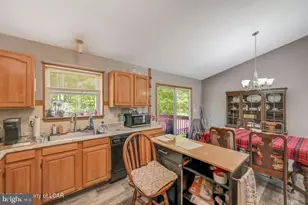 104 Yvette Ct, Dingmans Ferry, PA 18328 - Photo 19