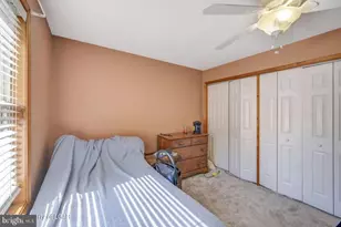 104 Yvette Ct, Dingmans Ferry, PA 18328 - Photo 33