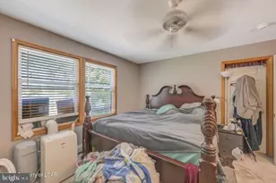 104 Yvette Ct, Dingmans Ferry, PA 18328 - Photo 25