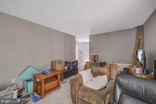 104 Yvette Ct, Dingmans Ferry, PA 18328 - Photo 37