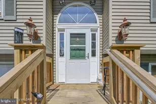 104 Yvette Ct, Dingmans Ferry, PA 18328 - Photo 7