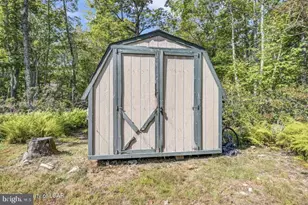 104 Yvette Ct, Dingmans Ferry, PA 18328 - Photo 55