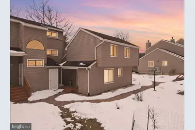 3322 Windermere Drive, Bushkill, PA 18324 - Photo 1