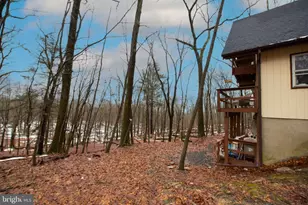 117 Swallow Cir, Bushkill, PA 18324 - Photo 7