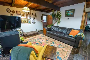 117 Swallow Cir, Bushkill, PA 18324 - Photo 9