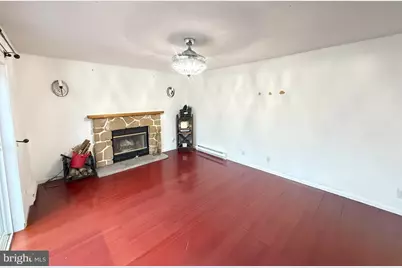 6486 Decker Road, Bushkill, PA 18324 - Photo 9