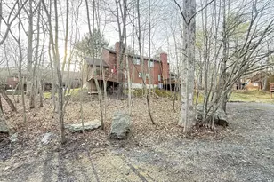 524 Wales Ct, Bushkill, PA 18324 - Photo 3