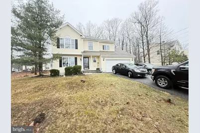 1152 Dorset Drive, Bushkill, PA 18324 - Photo 1