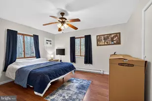 244 Canterbury Rd, Bushkill, PA 18324 - Photo 33