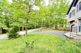 107 Warbler Ct, Bushkill, PA 18324 - Photo 7