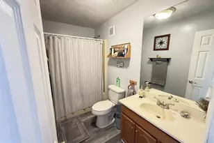 5933 Decker, Bushkill, PA 18324 - Photo 21