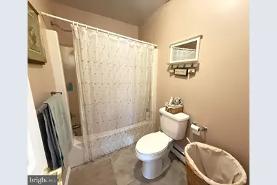 5933 Decker, Bushkill, PA 18324 - Photo 15