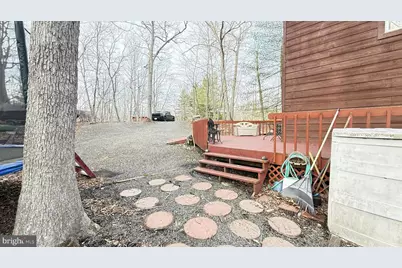 5933 Decker, Bushkill, PA 18324 - Photo 29