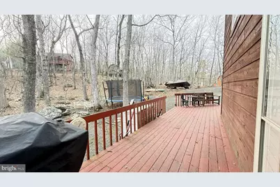 5933 Decker, Bushkill, PA 18324 - Photo 25