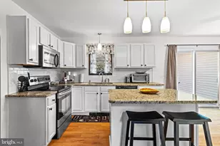 226 Regent St, Bushkill, PA 18324 - Photo 13