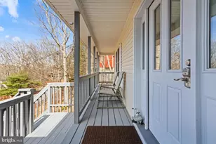 226 Regent St, Bushkill, PA 18324 - Photo 3