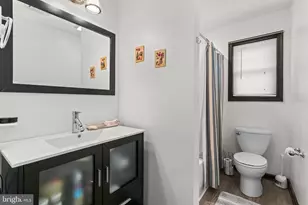 226 Regent St, Bushkill, PA 18324 - Photo 35