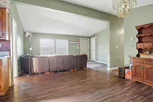 105 Ceramic Dr, Greentown, PA 18426 - Photo 11