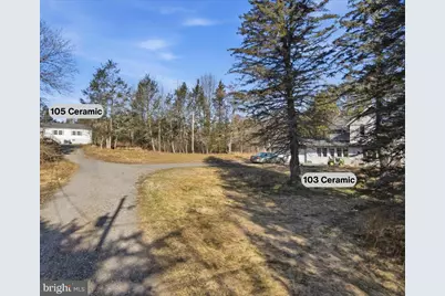 103 Ceramic Drive, Greentown, PA 18426 - Photo 7