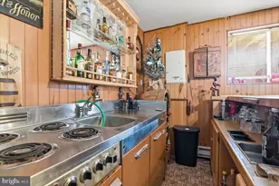 150 Tanglewood Dr, Greentown, PA 18426 - Photo 37