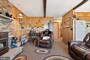 150 Tanglewood Dr, Greentown, PA 18426 - Photo 11