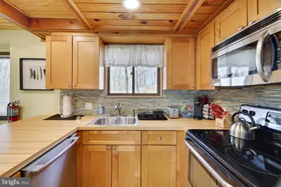 163 Cambridge Court, Bushkill, PA 18324 - Photo 9