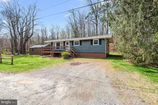 133 Wynooska Rd, Greentown, PA 18426 - Photo 3