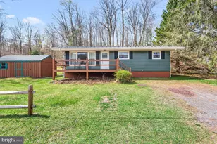 133 Wynooska Rd, Greentown, PA 18426 - Photo 1