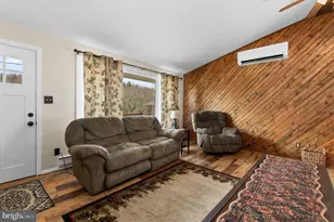 133 Wynooska Rd, Greentown, PA 18426 - Photo 9