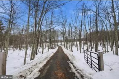 190 Garrity Road, Hawley, PA 18428 - Photo 11