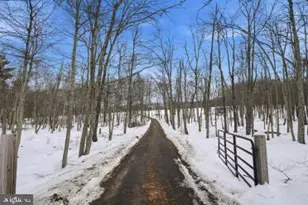 190 Garrity Rd, Hawley, PA 18428 - Photo 11