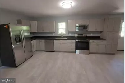 224 Kensington Dr, Lehman, PA 18324 - Photo 3