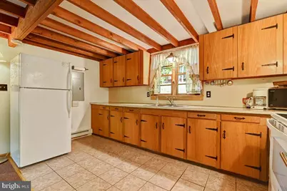 112 Beechwood Cove Road, Greentown, PA 18426 - Photo 11
