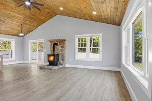 300 Gumbletown Rd, Paupack, PA 18451 - Photo 31