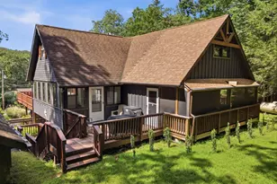 162 Indian Dr, Greentown, PA 18426 - Photo 3