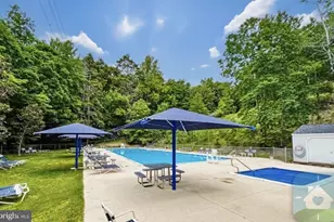 275 Canterbury, Bushkill, PA 18324 - Photo 87