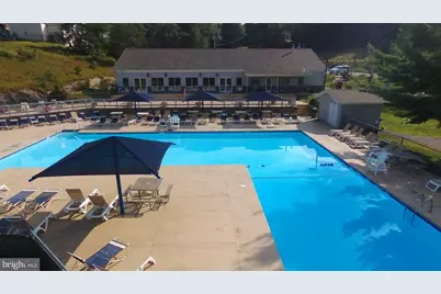 275 Canterbury, Bushkill, PA 18324 - Photo 63
