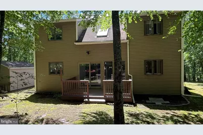 4271 Winchester Way, Bushkill, PA 18324 - Photo 9
