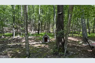4271 Winchester Way, Bushkill, PA 18324 - Photo 5