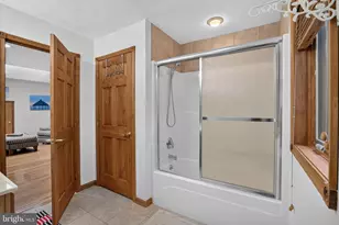 133 Corral Ln, Lords Valley, PA 18428 - Photo 27