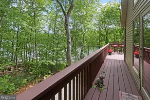 133 Corral Ln, Hawley, PA 18428 - Photo 21