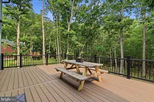 142 Saunders Dr, Bushkill, PA 18324 - Photo 29