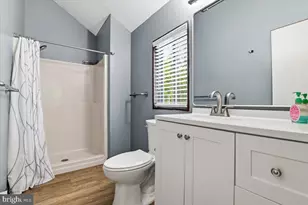 142 Saunders Dr, Bushkill, PA 18324 - Photo 27