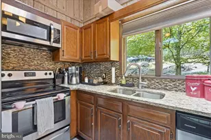 1076 Porter Dr, Bushkill, PA 18324 - Photo 27